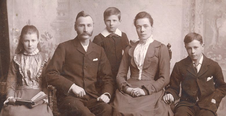 A List of Multigenerational Family Mysteries ‹ CrimeReads
