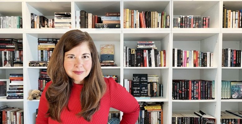 Lisa Unger on Waking Up Early, Carving Out Time, and Writing Longhand in the Target Parking Lot ‹ CrimeReads